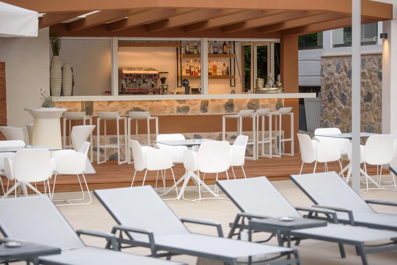 Poseidon Hotel Kamínia Exterior foto